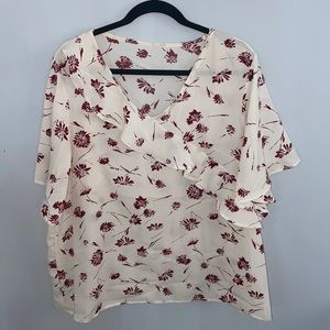 Plus - Floral Ruffle Blouse - 1X